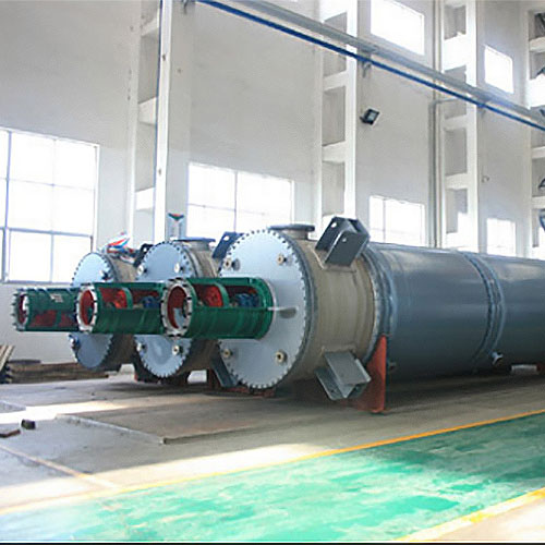 Kepiye Evaporator Film Wiped Centrifugal-Bladed Industri Bisa Ngowahi Efisiensi, Kualitas Produk, lan Ngirit Biaya ing Industri Pengolahan Modern